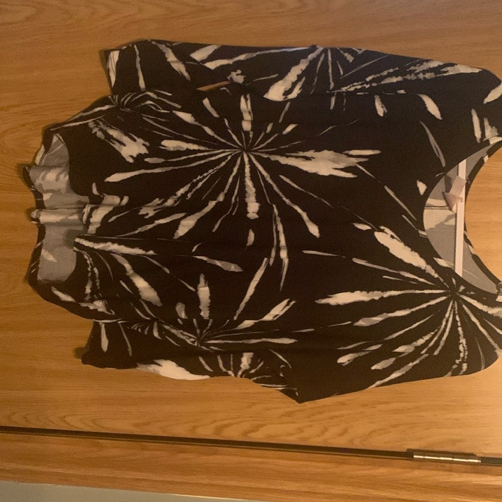 Soft black grey and white burst long sleeve
